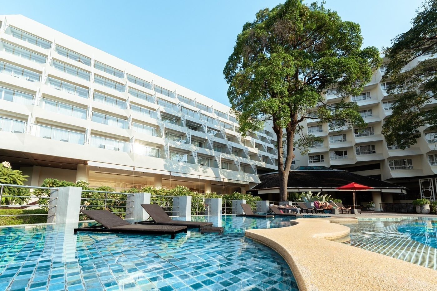 Andaman-Embrace-Patong-Pool-4