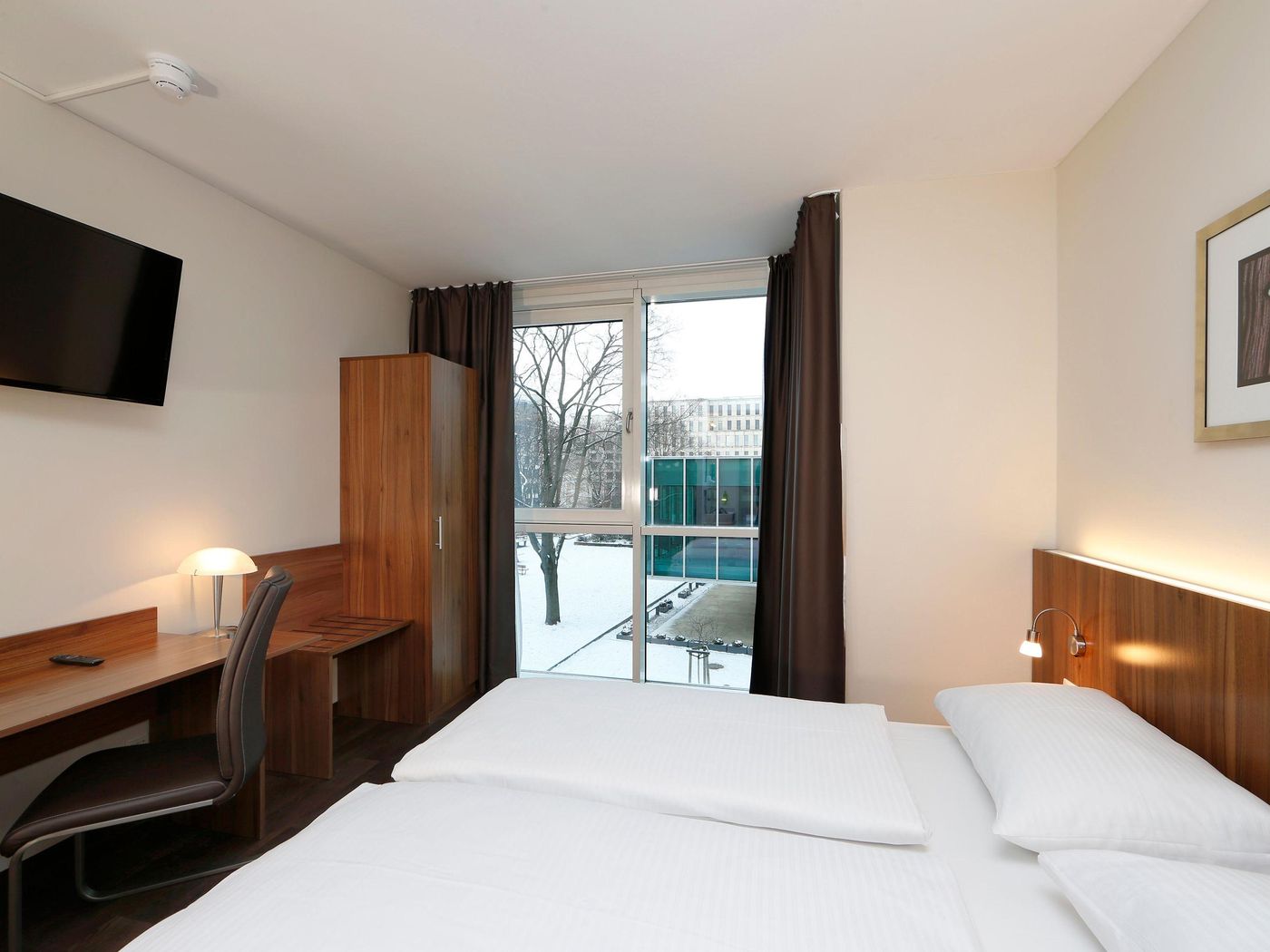 B-B-HOTEL-Berlin-Mitte-Room-22