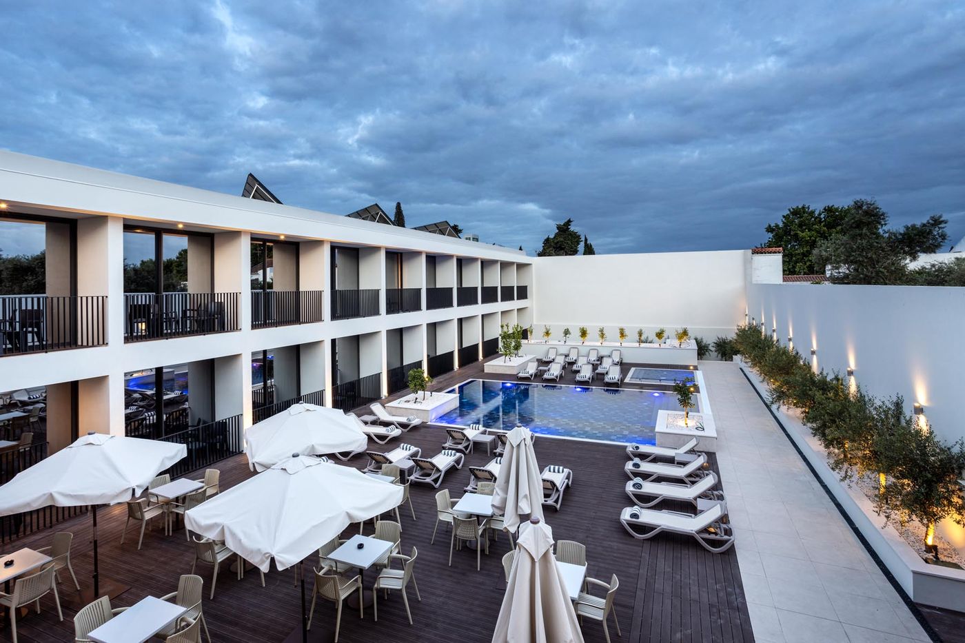 Evora-O-Cante-Hotel-Pool-2