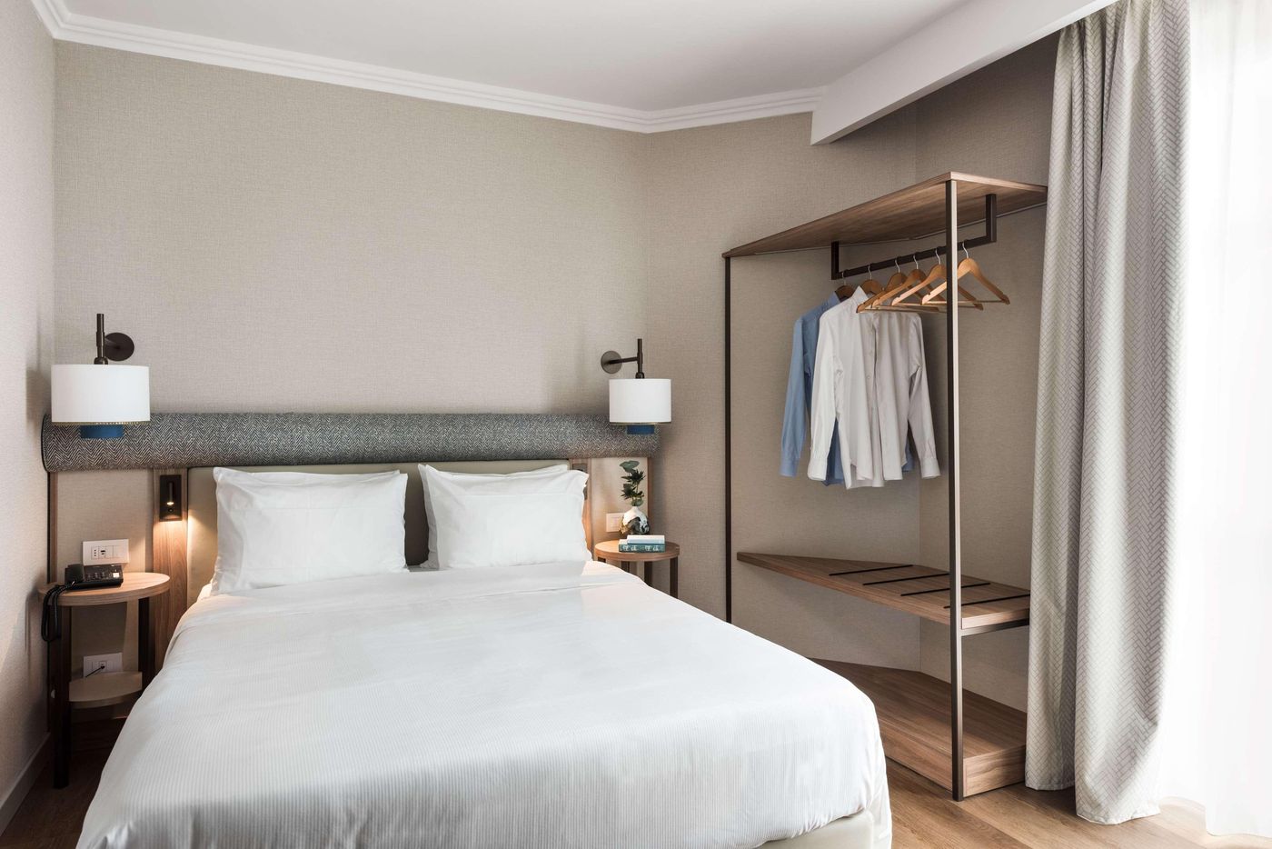 Hotel-Ambasciatori-Venice-Mestre---Tapestry-Collection-Room-6