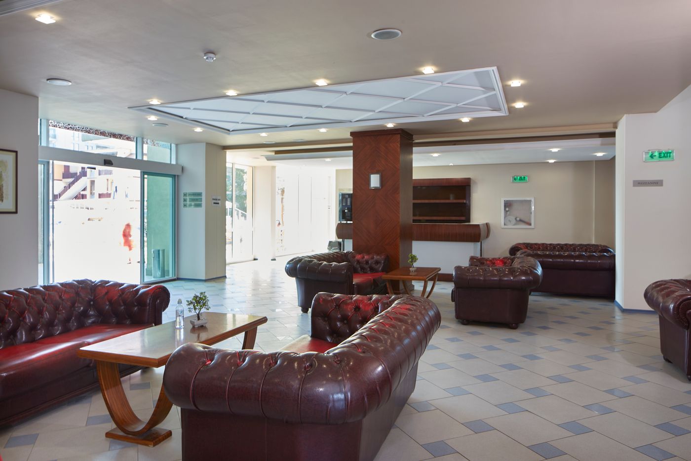 Grand-Hotel-Nirvana---Sunny-Beach-Lobby-41