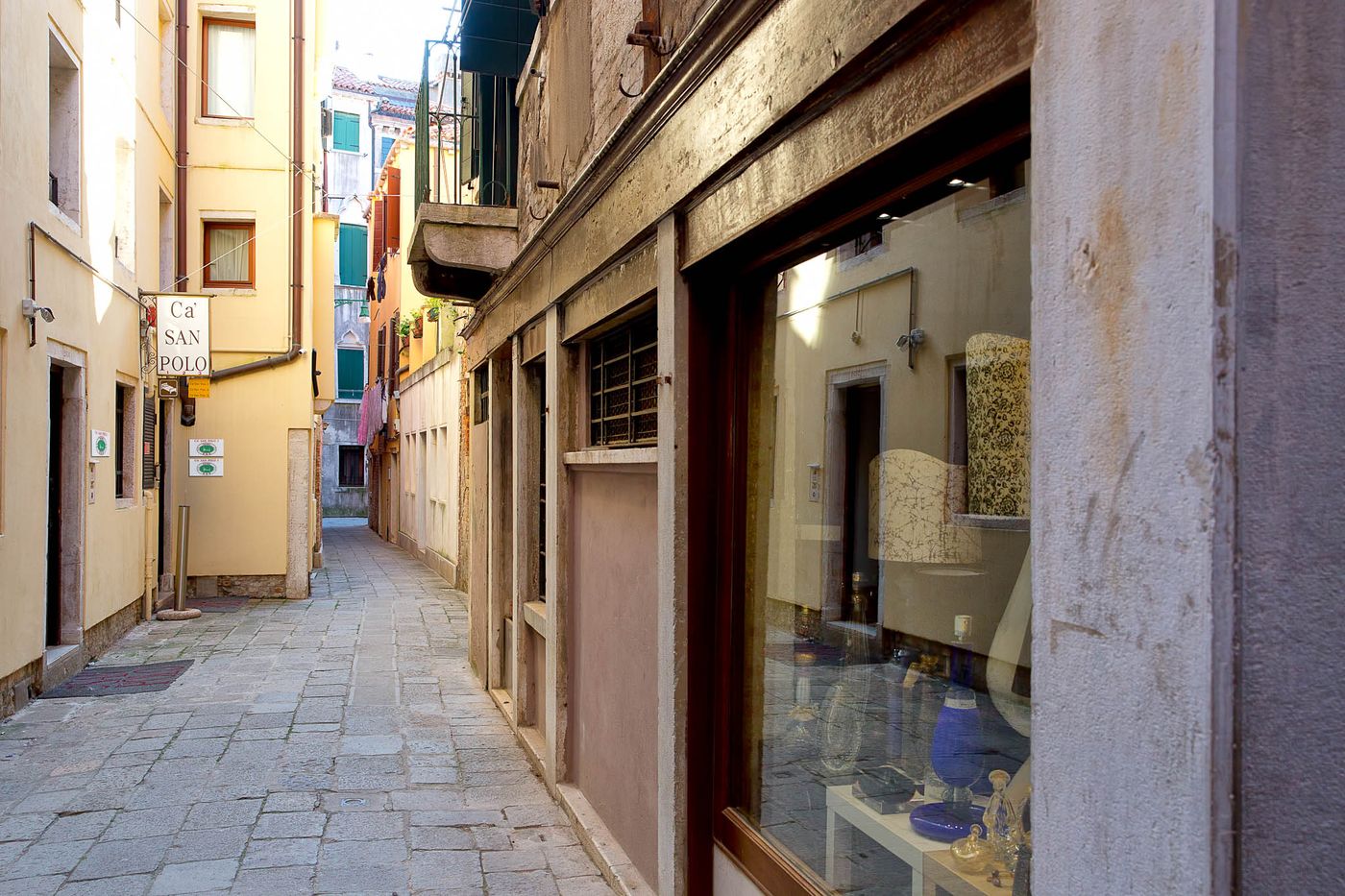 Ca--San-Polo-Lobby-1