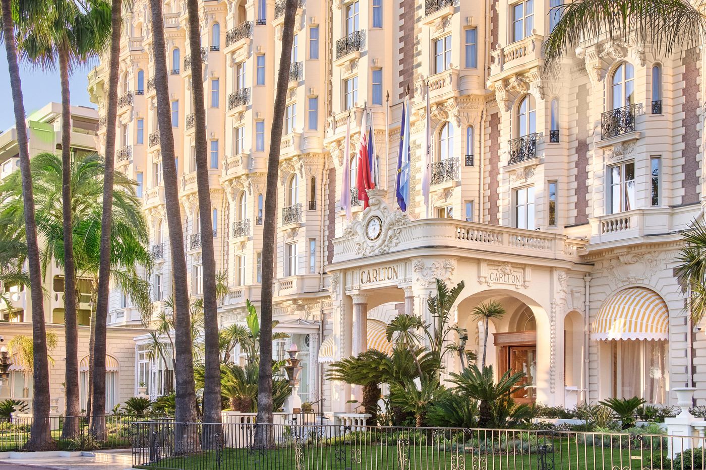 Regent-Carlton-Cannes-General-view-11