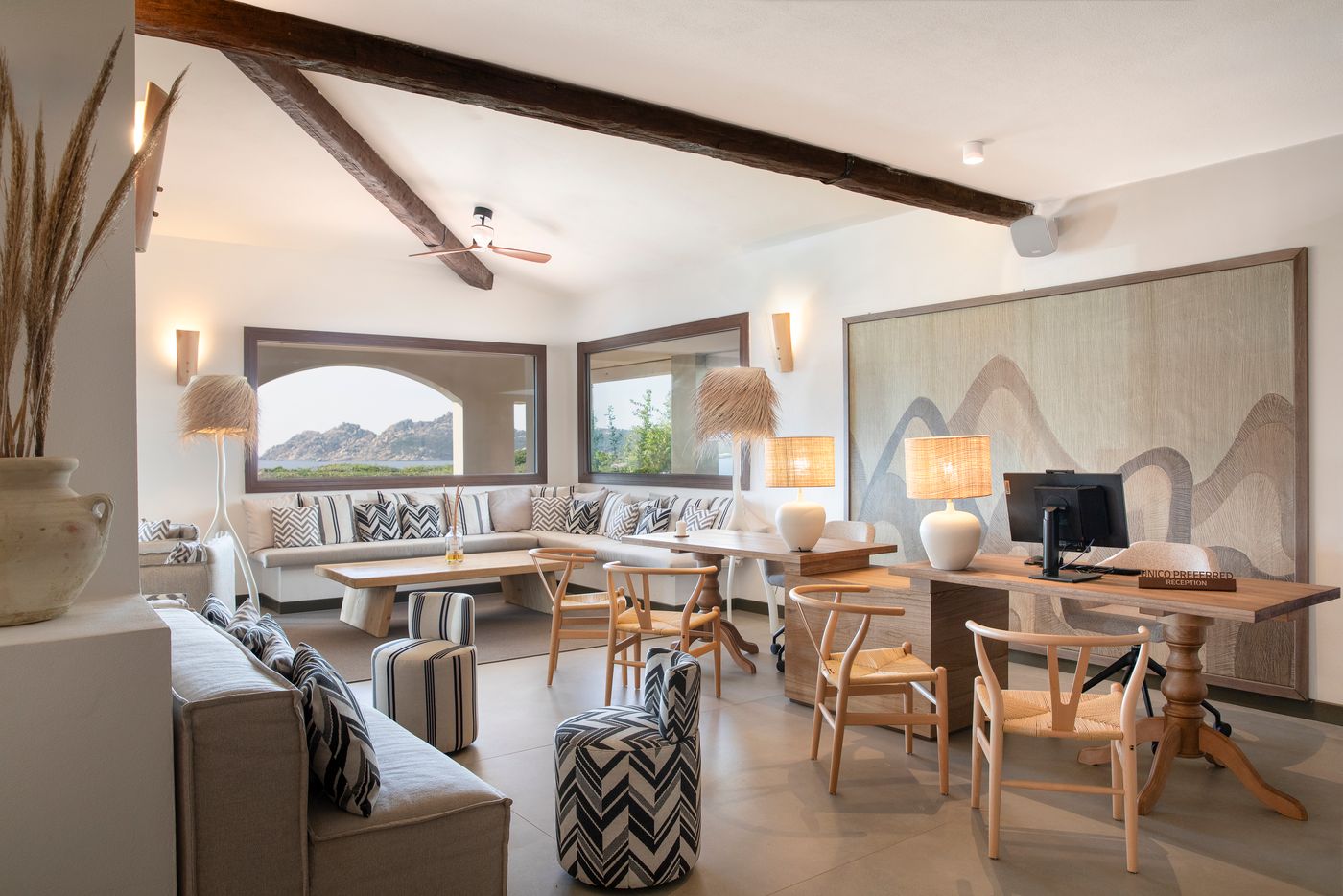 Mangia-s-Santa-Teresa-Sardinia--Curio-Collection-Lobby-28