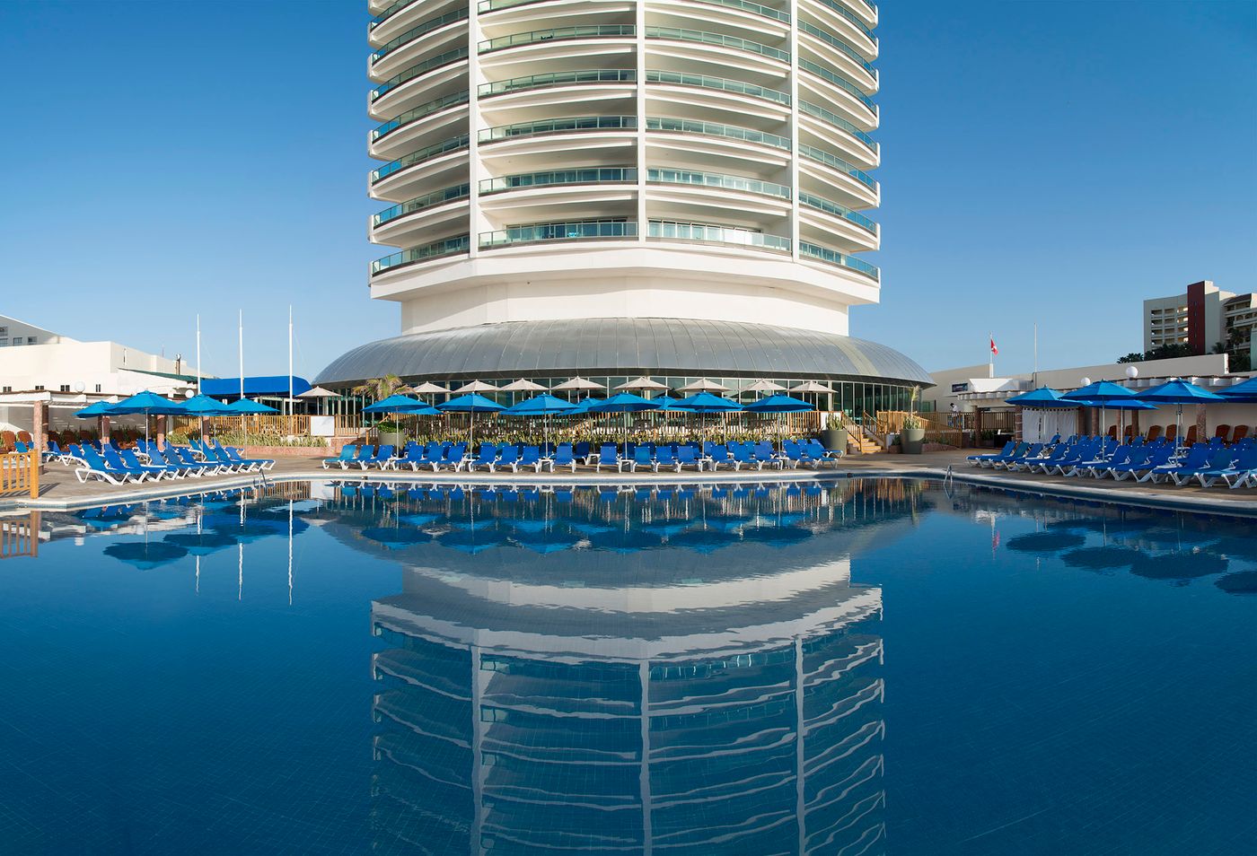 Seadust-Cancun-Family-Resort-Pool-1