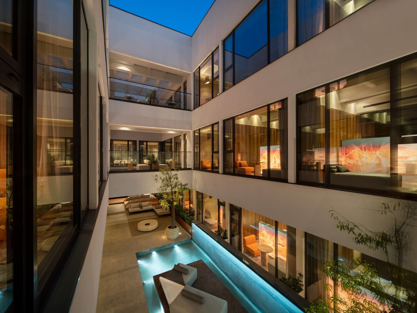 The-Emporium-Plovdiv---MGallery-Bar-2