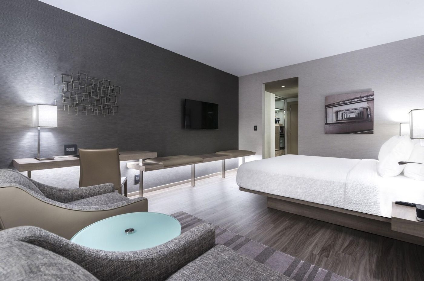 AC-Hotel-Boston-North-Room-6