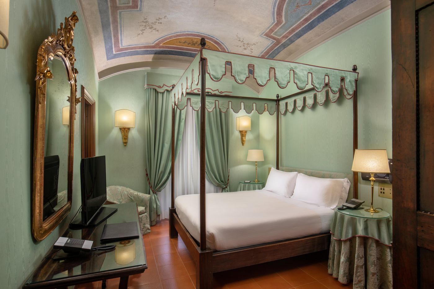 Hotel-Canada--BW-Premier-Collection-Room-41