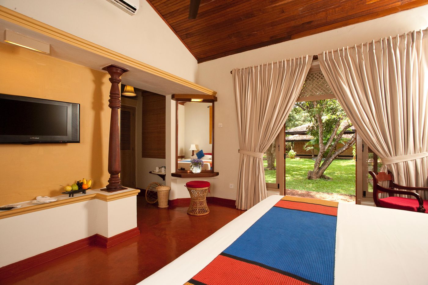 Hotel-Sigiriya-Room-8