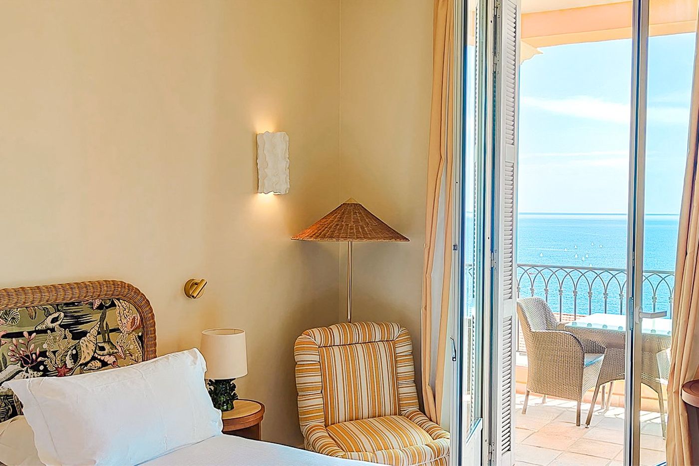 La-Perouse-Nice-Baie-des-Anges-Room-27