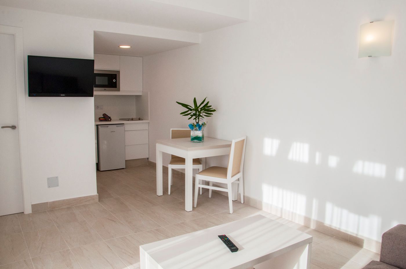 Menorcamar Apartments - Adults Only