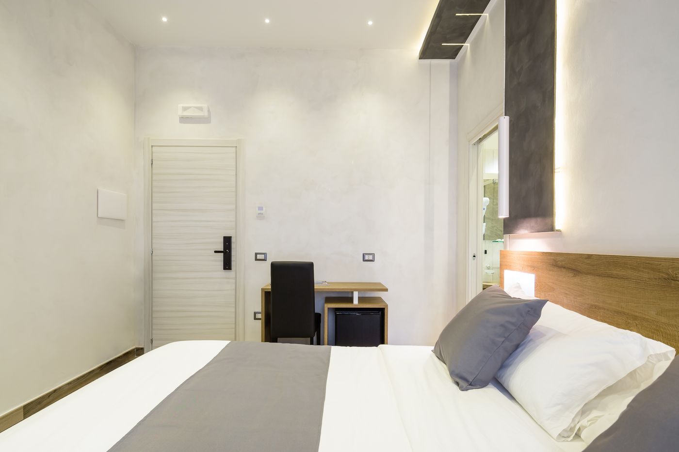 Hotel Bella Napoli - Italy - NAPOLI - Room - 6