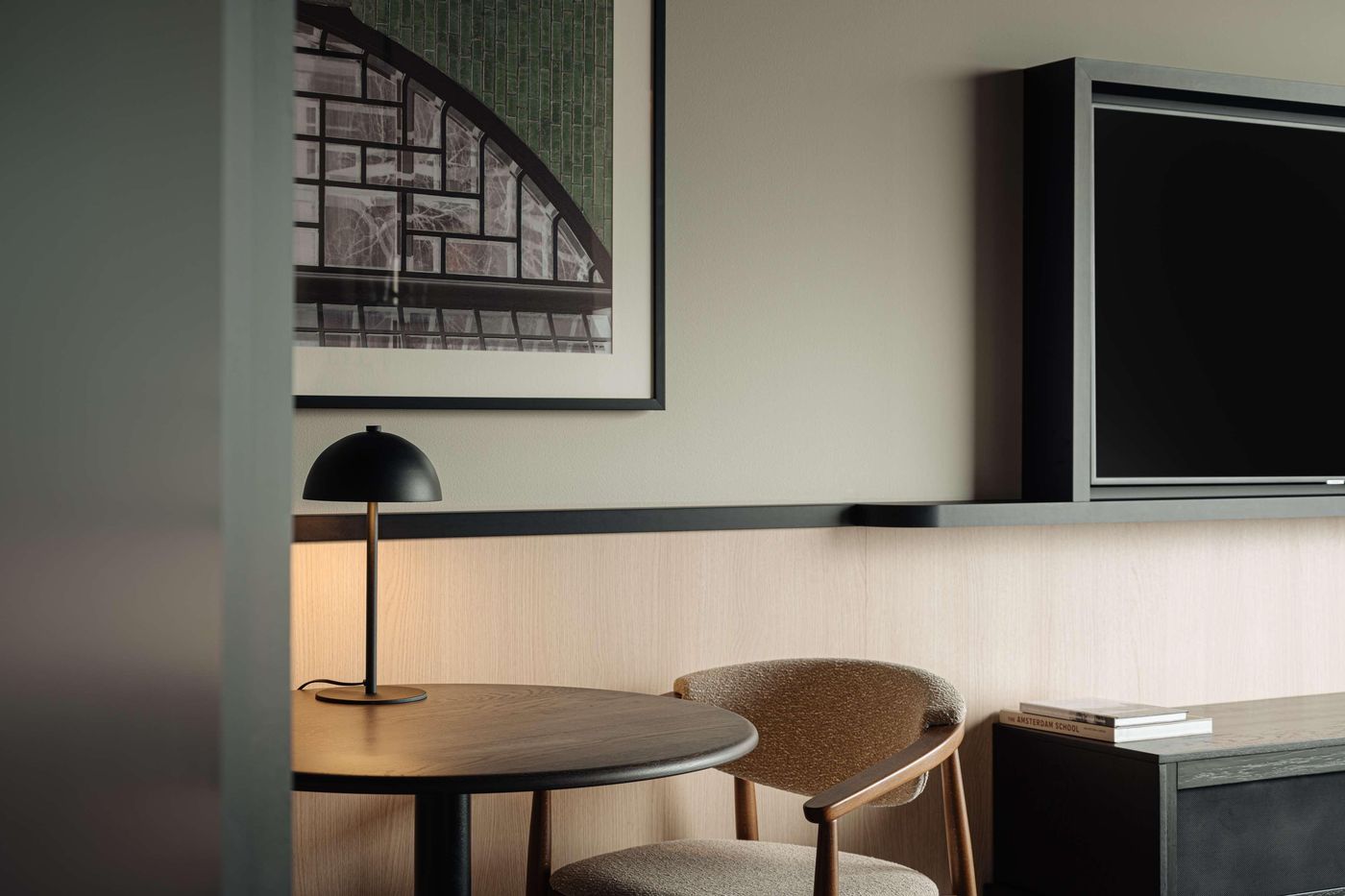 DoubleTree-by-Hilton-Amsterdam-Centraal-Station-Room-72