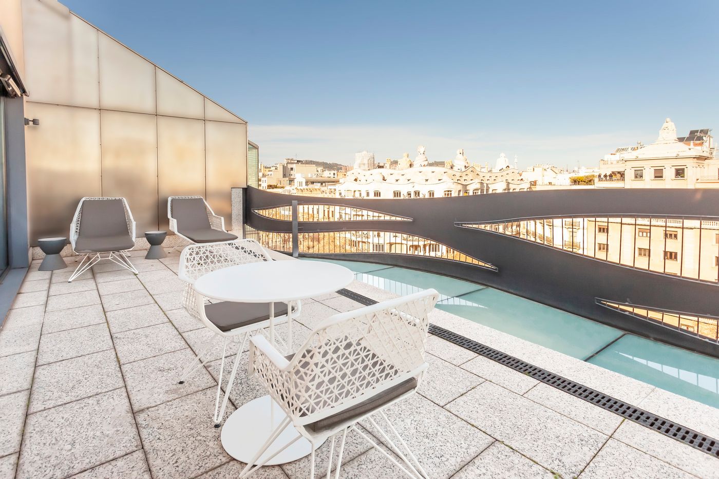 Suites Avenue-Spain-BARCELONA-Room-9