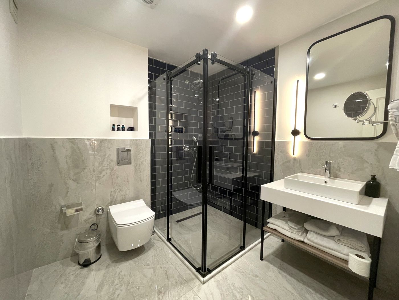 Mona Bosphorus Hotel-Turkey-Besiktas-Room-7