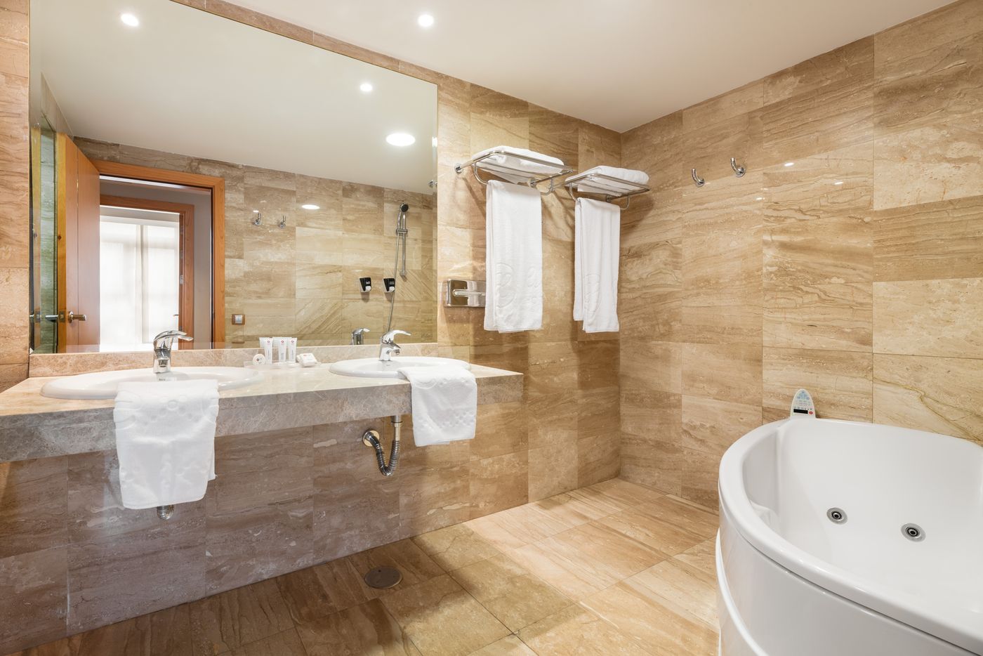 EXE-Las-Palmas-Room-32