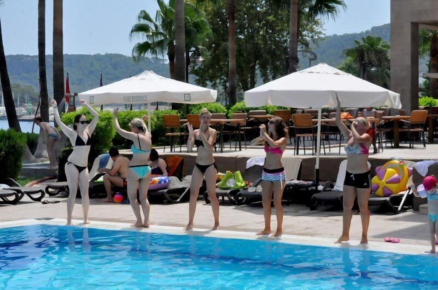 Fame-Residence-Kemer-Pool-21