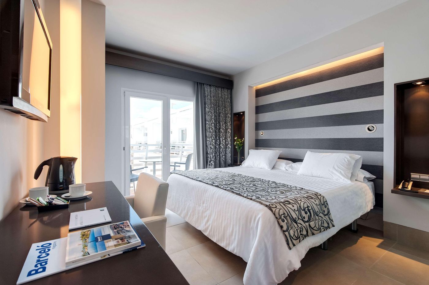 Barcel-----Hamilton-Menorca-Room-22