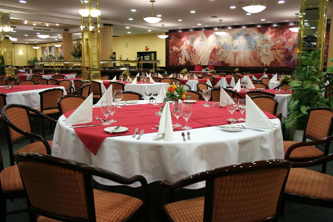 Danubius Hotel Hungaria City Center-Hungary-BUDAPEST-Restaurant-4