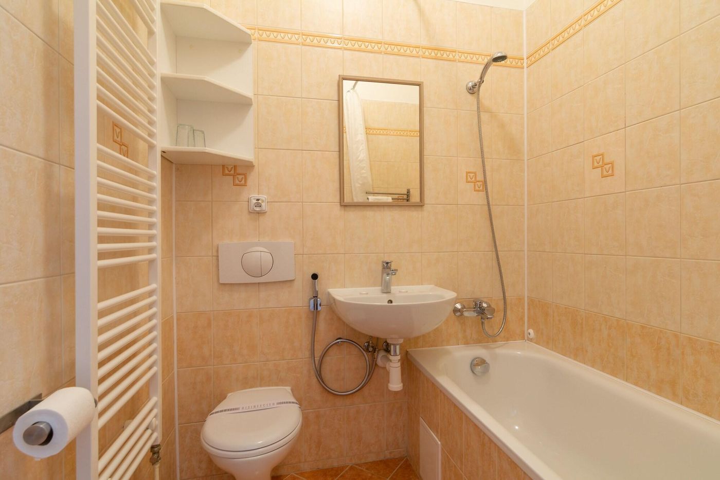 Hotel Romania-Czech Republic-KARLOVY VARY-Room-9