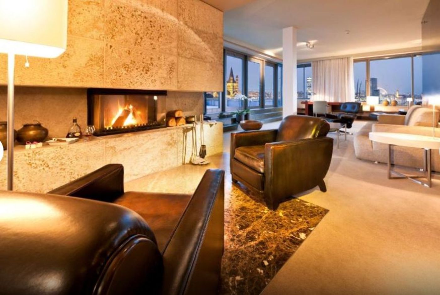 Dorint-Hotel-am-Heumarkt-Koln-Room-14