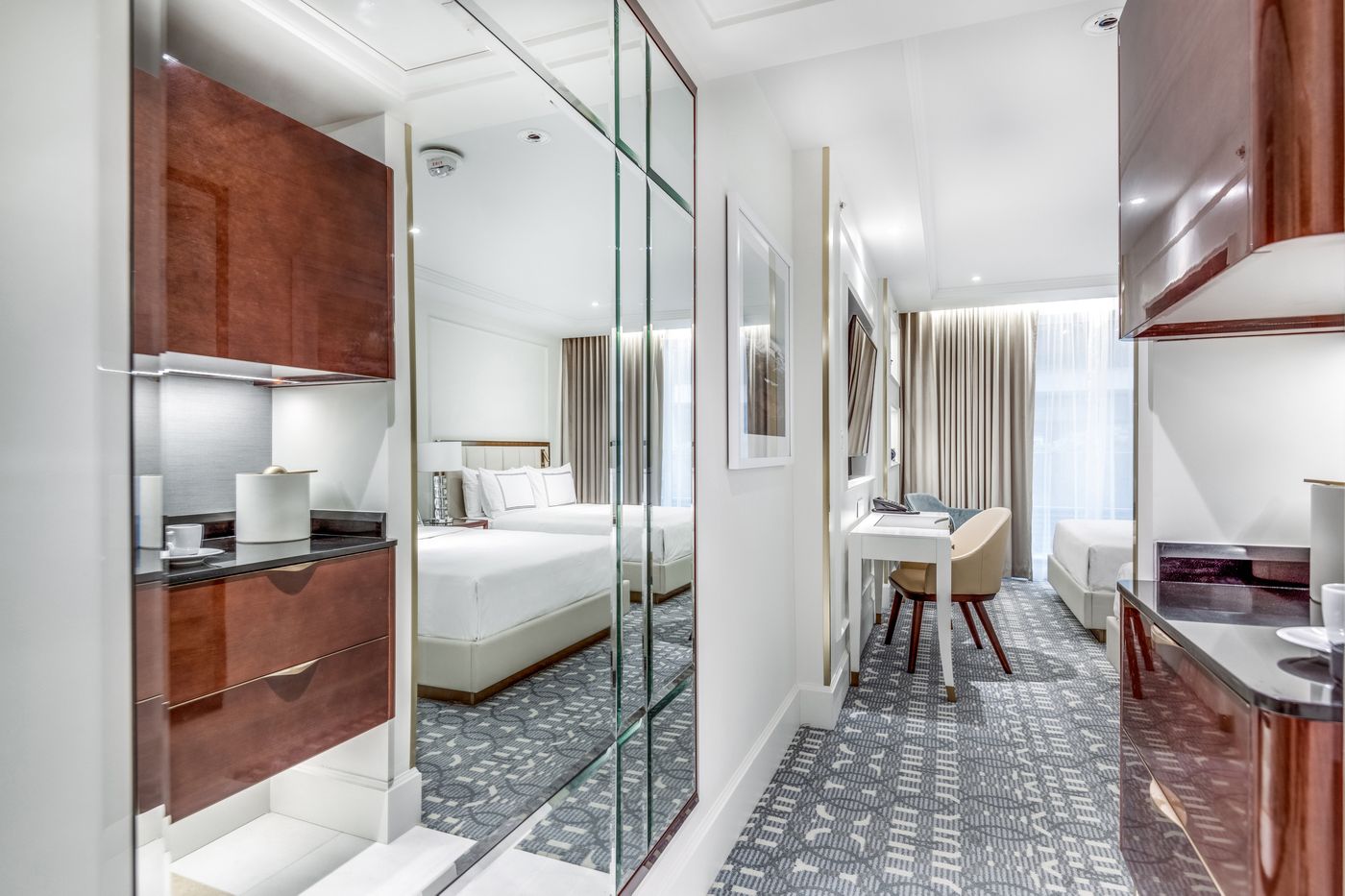 Azur-Legacy-Collection-Hotel-Room-18