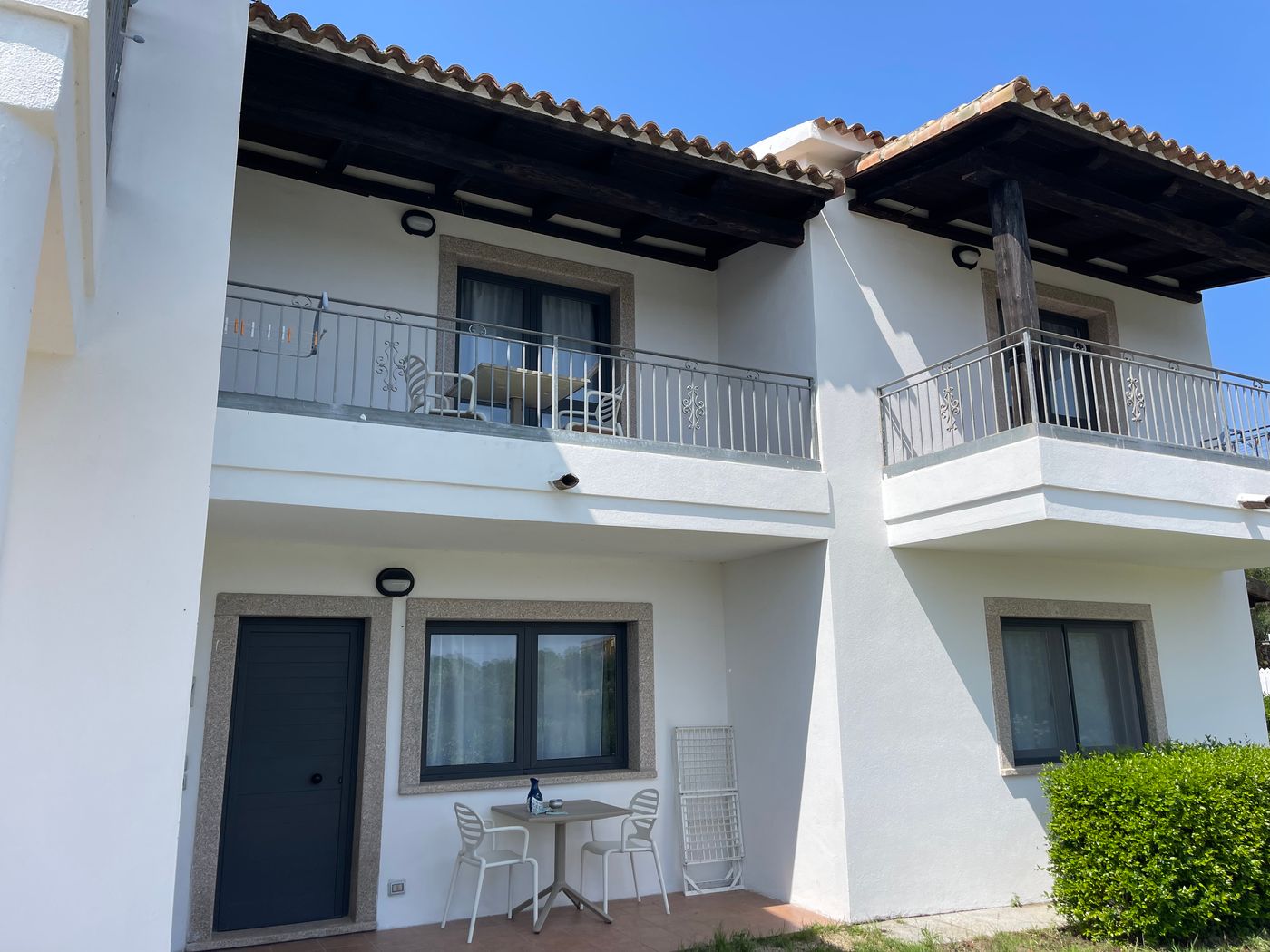 La-Smeraldina-Resort-Terrace-13