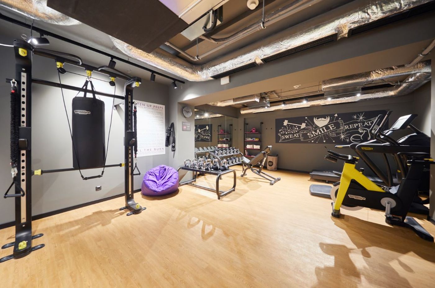 Moxy Bucharest Old Town - Romania - Bucharest - Sports and Entertainment - 0