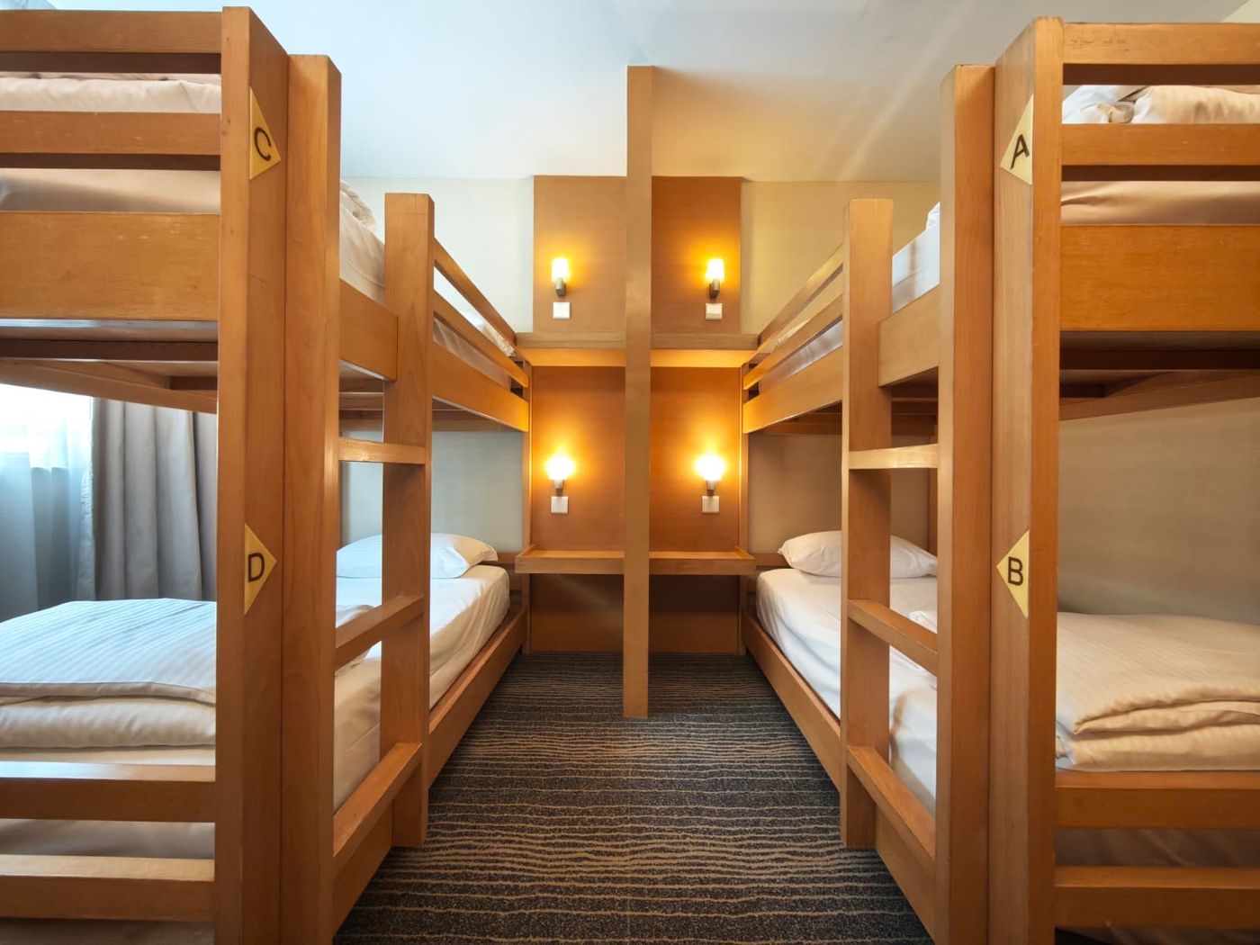 The-Salisbury---YMCA-of-Hong-Kong-Room-4