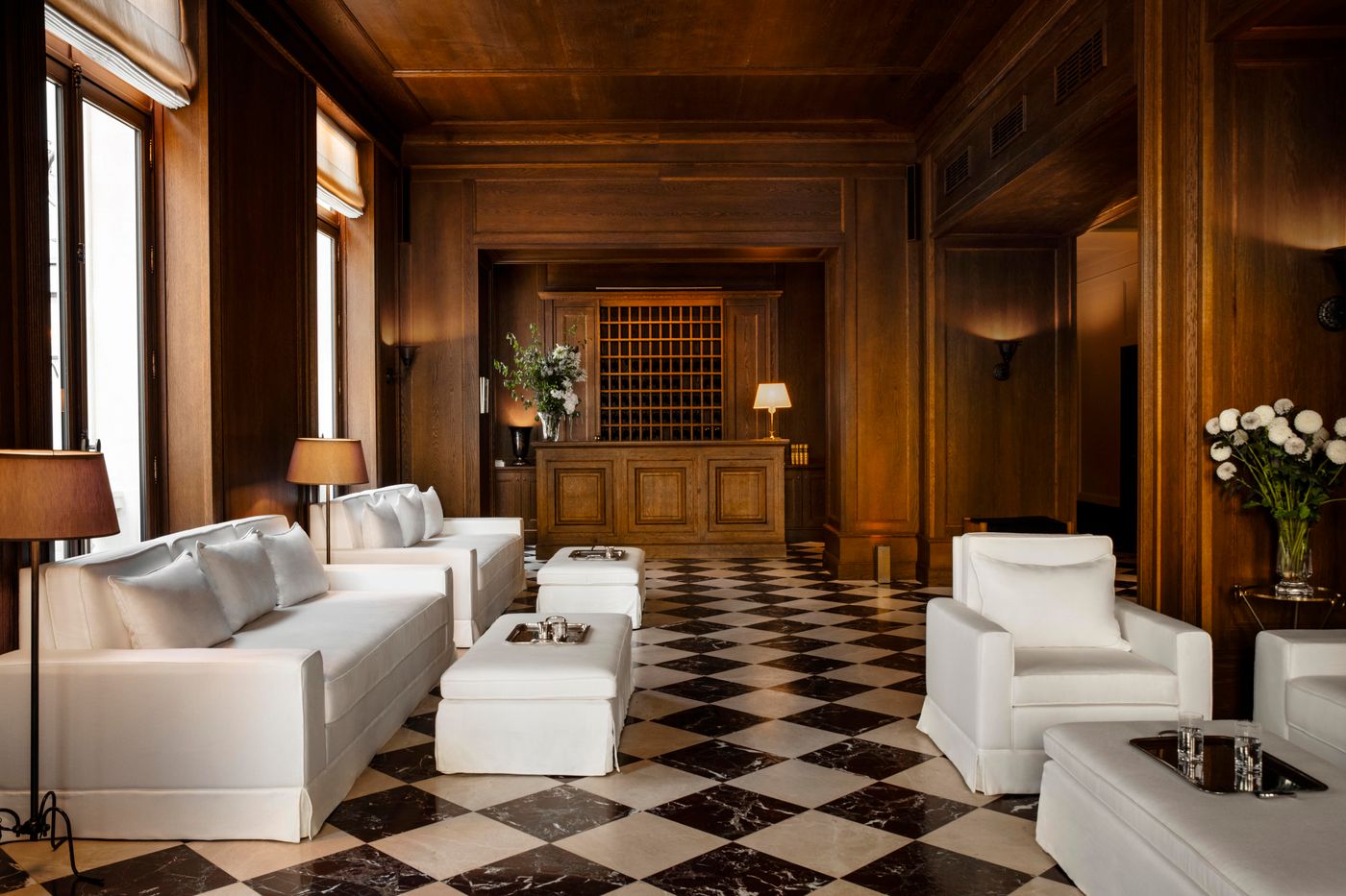 Balzac-France-PARIS-Lobby-2