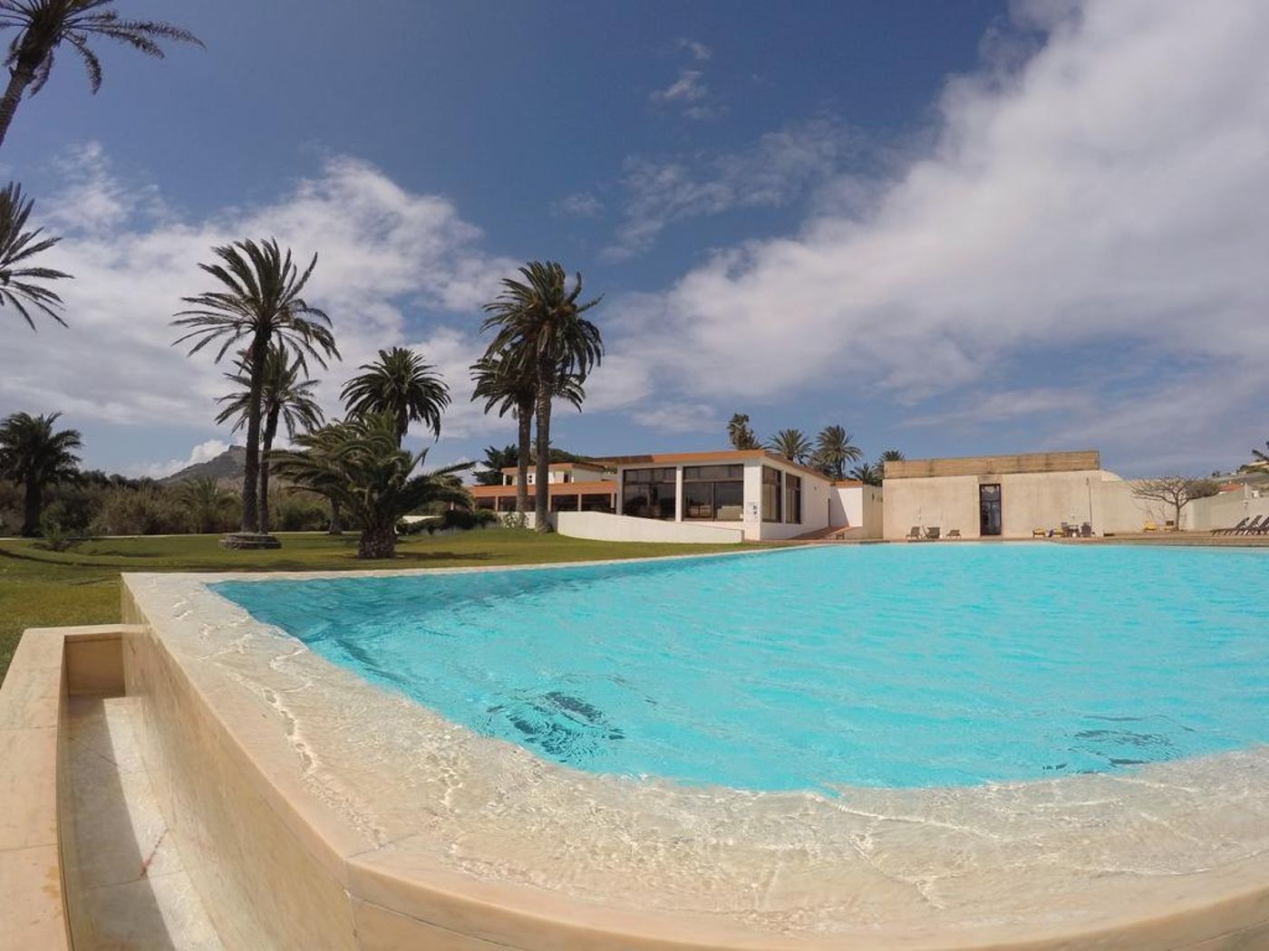 Porto-Santo-Hotel---Spa-Pool-1