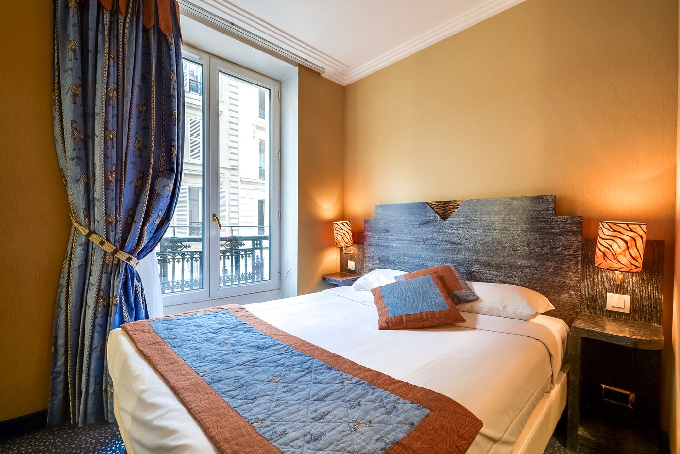 Pavillon-Opera-Bourse-Room-4