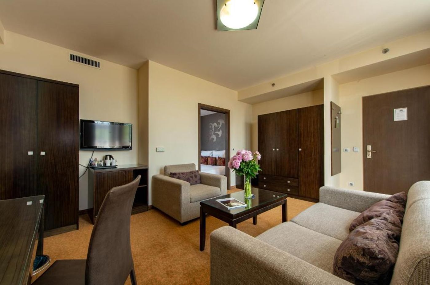 Residence-Regnum-Room-36