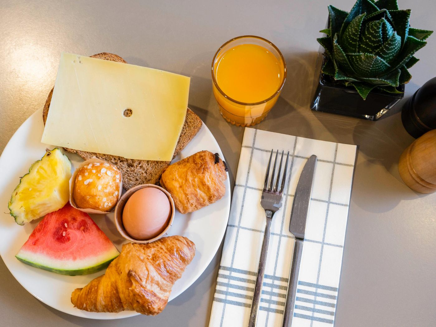 Novotel-Amsterdam-City-Restaurant-54