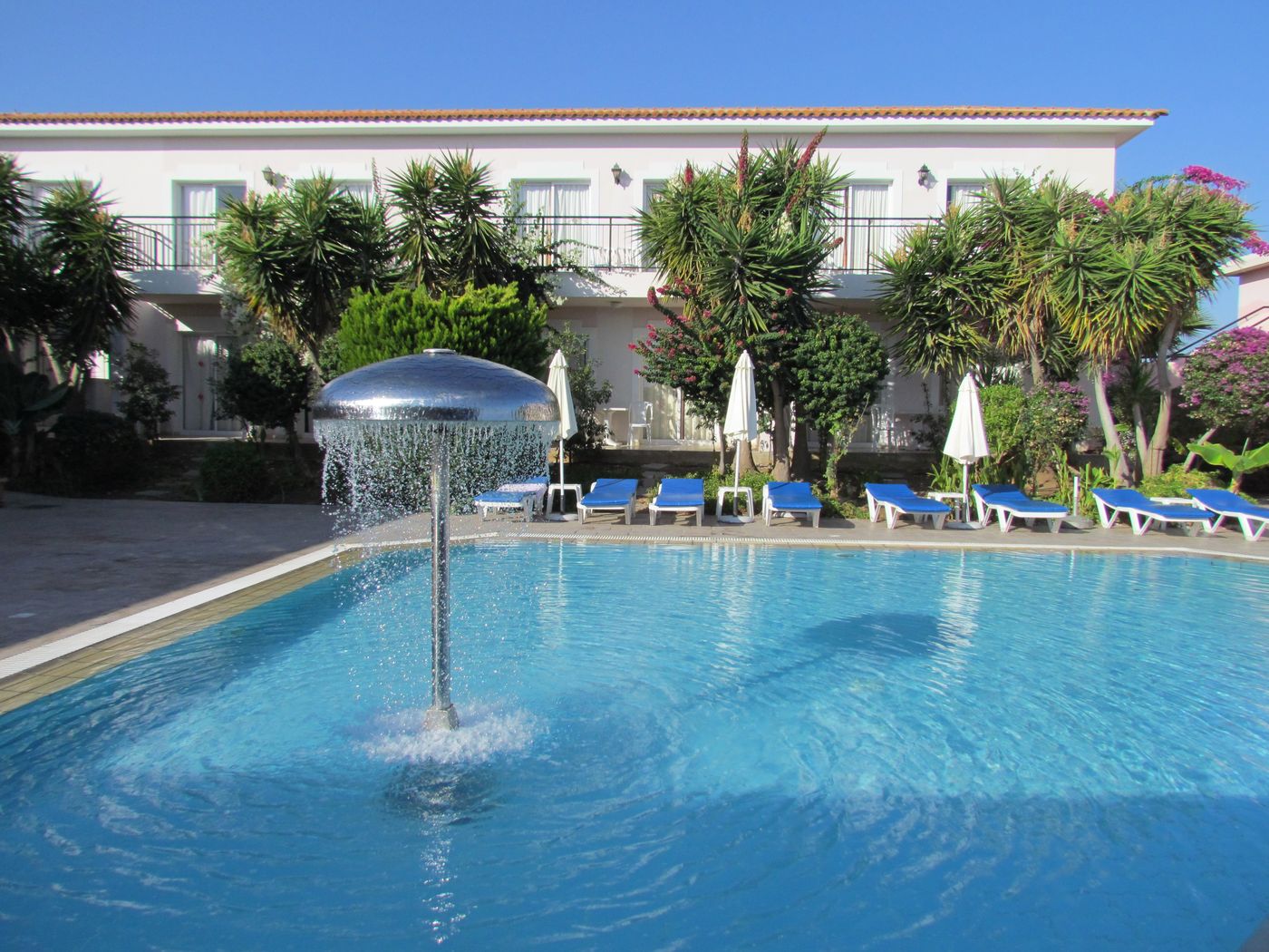 Akamanthea-Holiday-Village-Pool-6