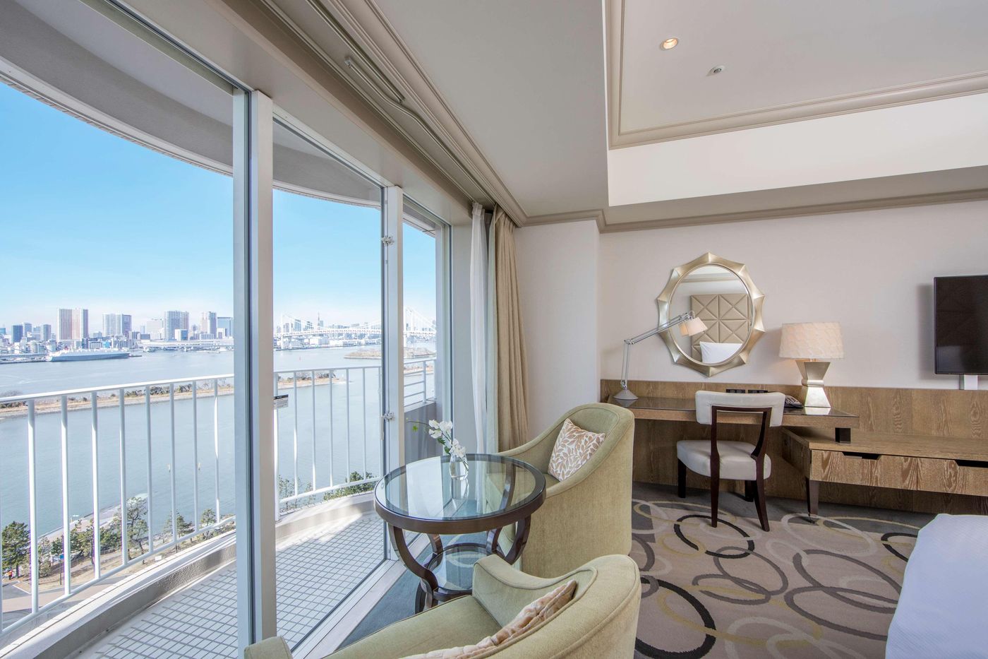 Hilton Tokyo Odaiba-Japan-Tokyo-Room-2