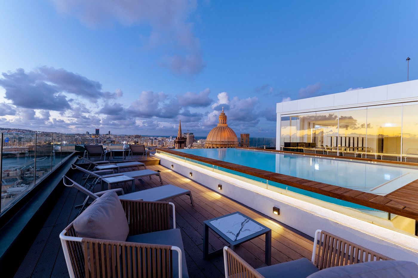 The-Embassy-Valletta-Hotel-Pool-2