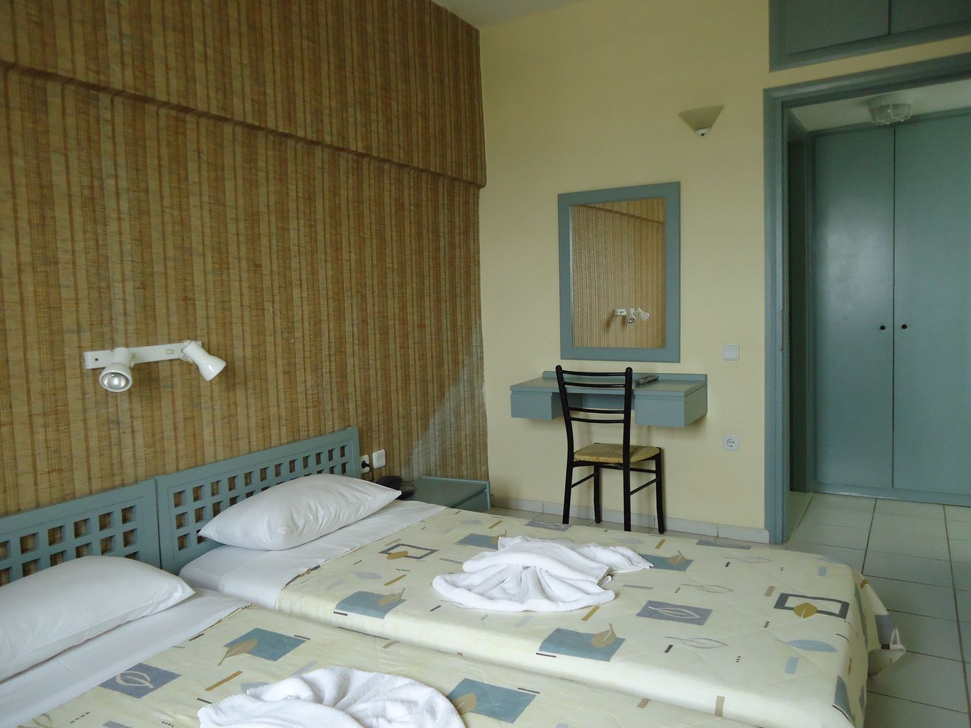 Aphea-Village-Room-37