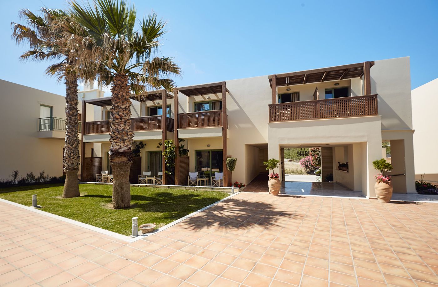 Giannoulis Grand Bay Beach Resort – Adults Only