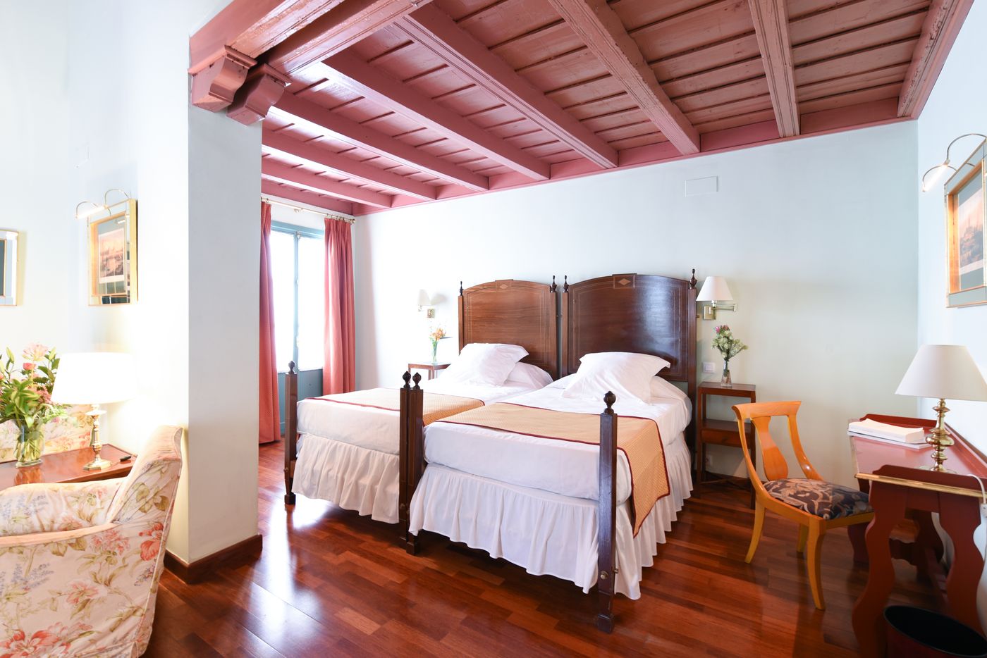 Casas de la Juderia - Spain - SEVILLA - Room - 0