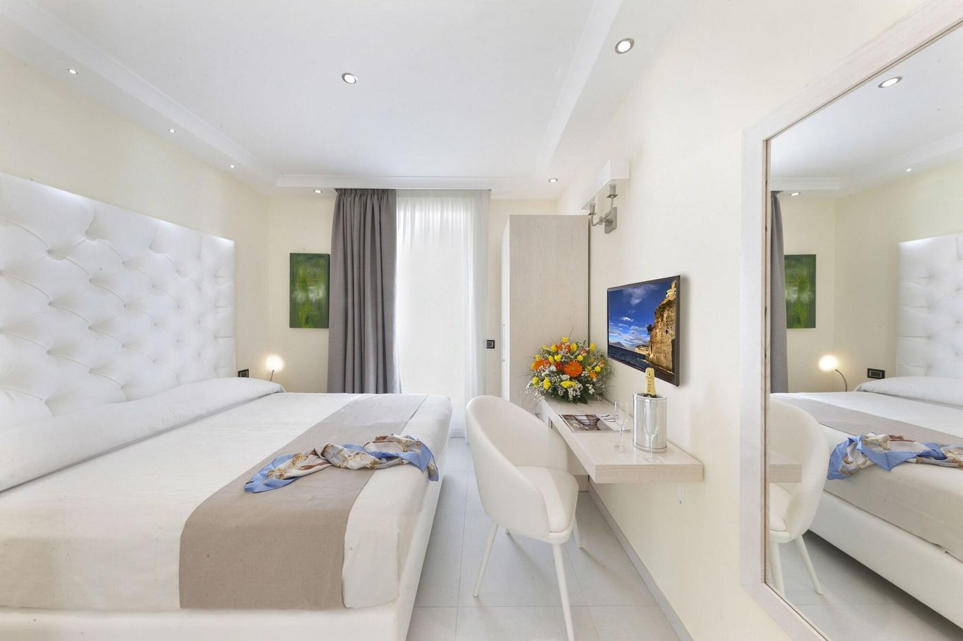 Palazzo-Abagnale-Guest-House-Room-6