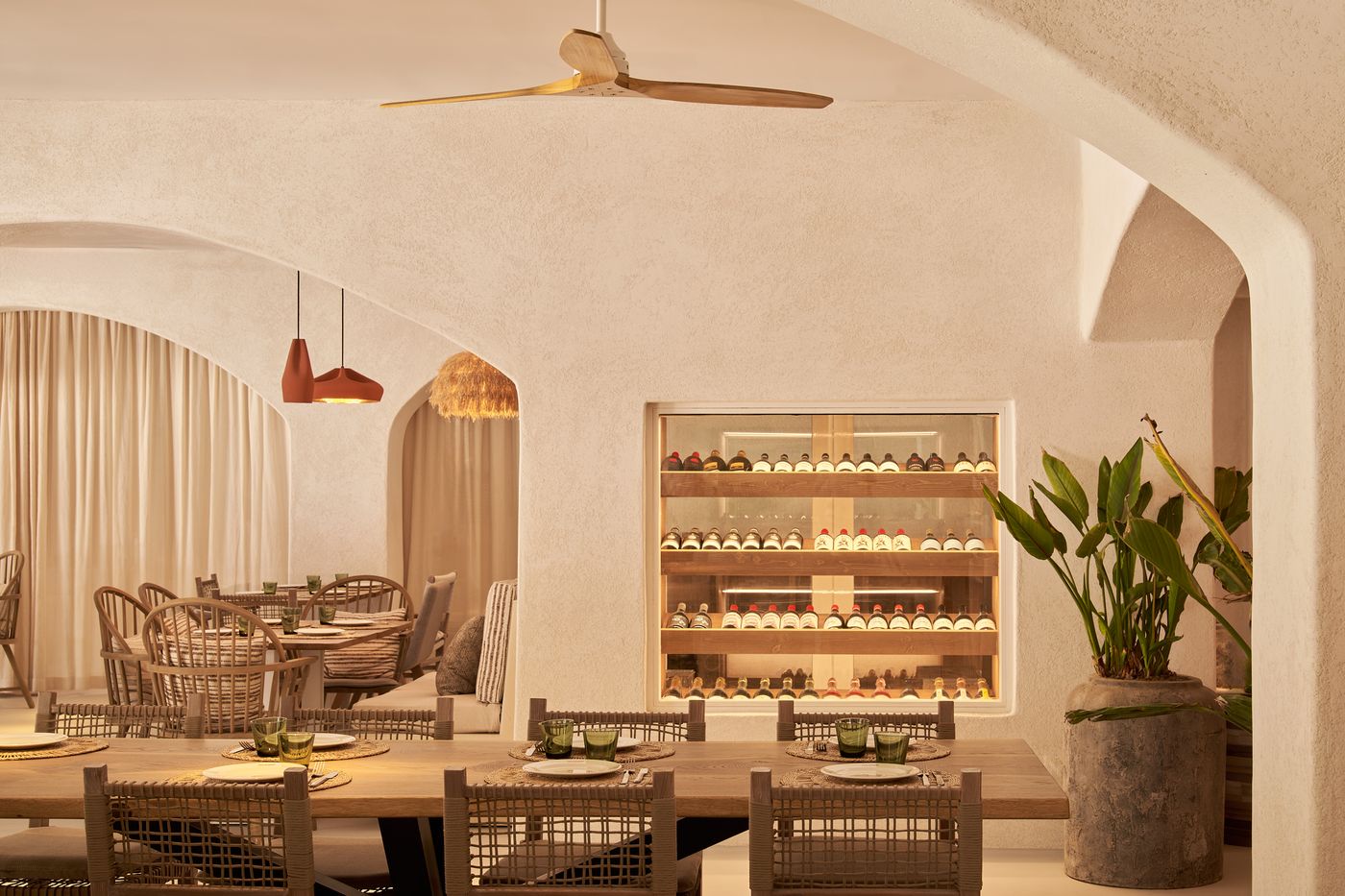 mondrian and hyde restaurants