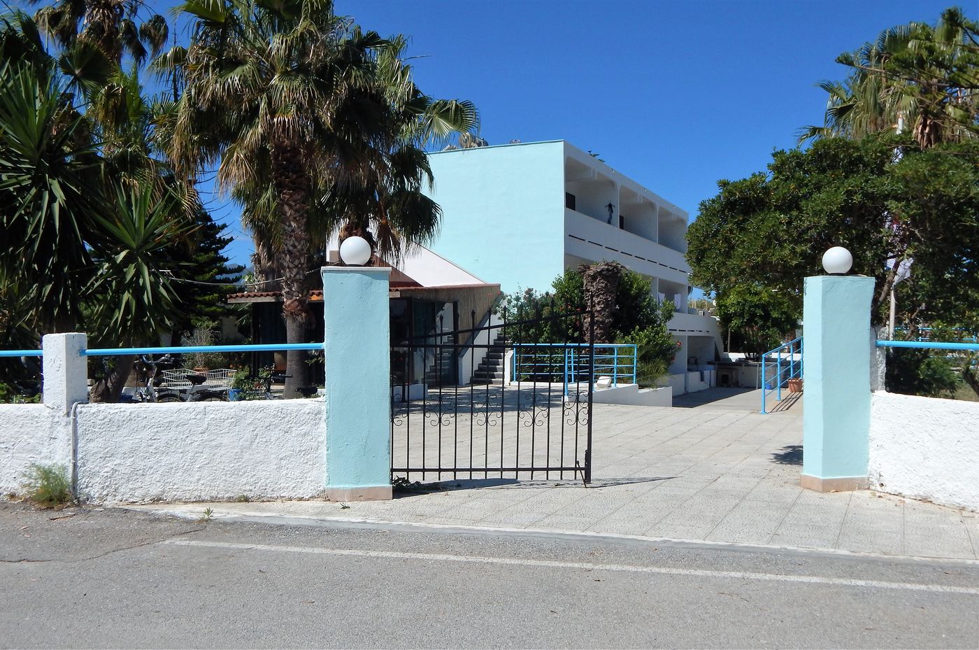 Dreams-4U-Apartments-Terrace-13