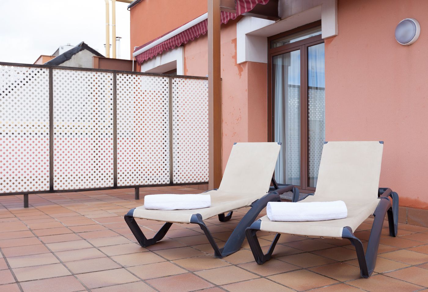 Agora-Juan-De-Austria-Terrace-2