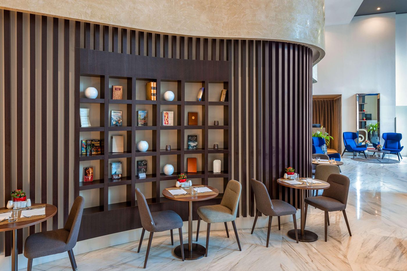 NH-Collection-Budapest-City-Center-Restaurant-17