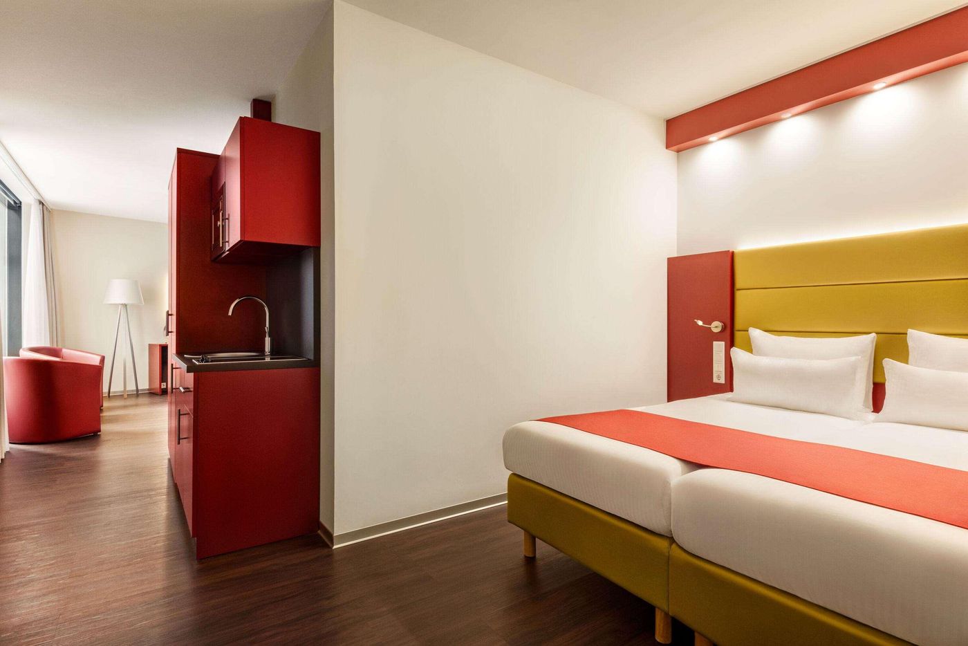 Amedia-Amsterdam-Airport-Trademark-by-Wyndham-Room-18
