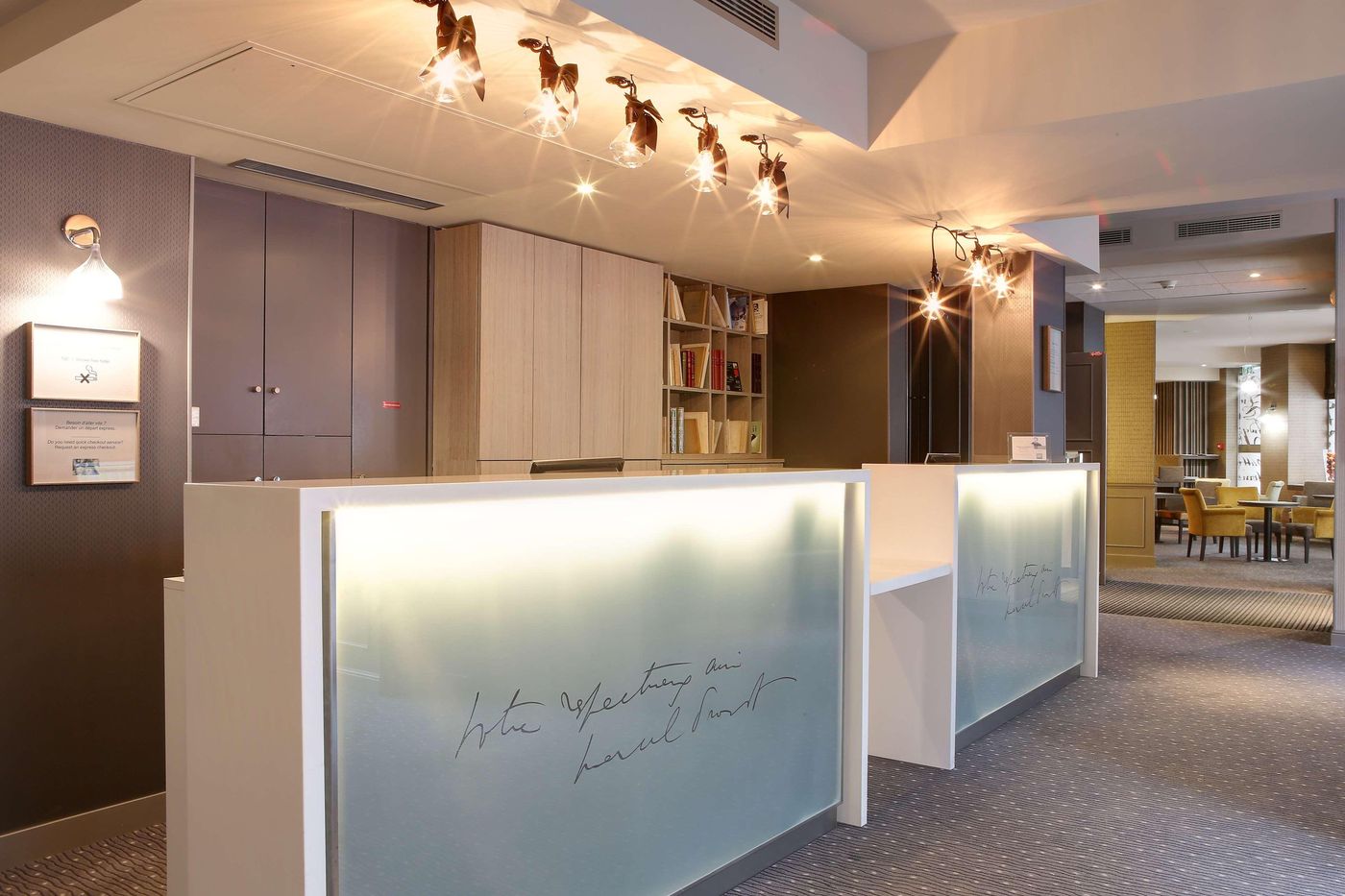 Hotel-Litteraire-Le-Swann--BW-Premier-Collection-Lobby-15