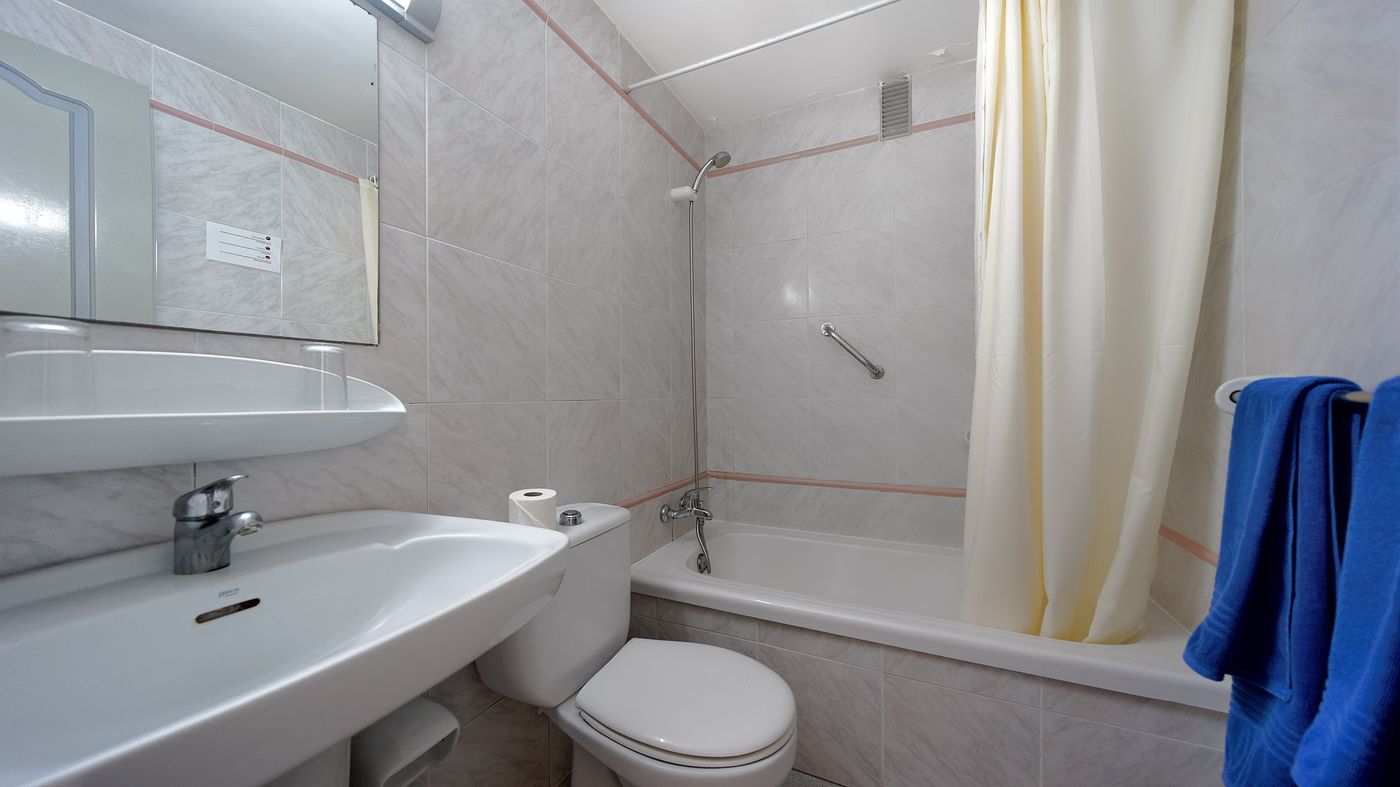 Maspalomas-Oasis-Club-Room-40