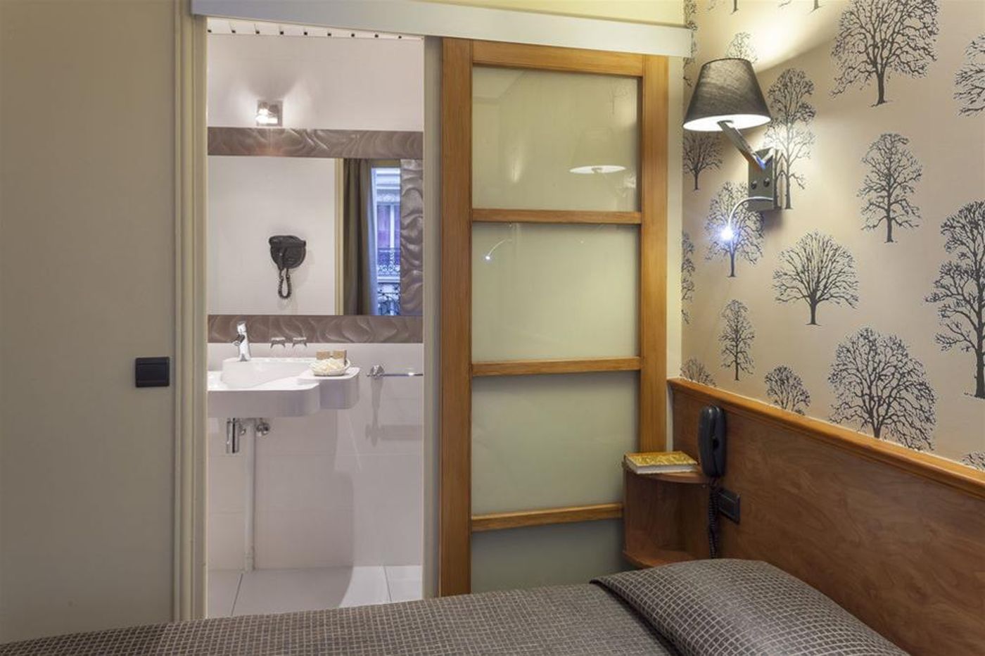 Hotel-La-Folie-des-Pres---Saint-Germain-des-Pres-Room-18