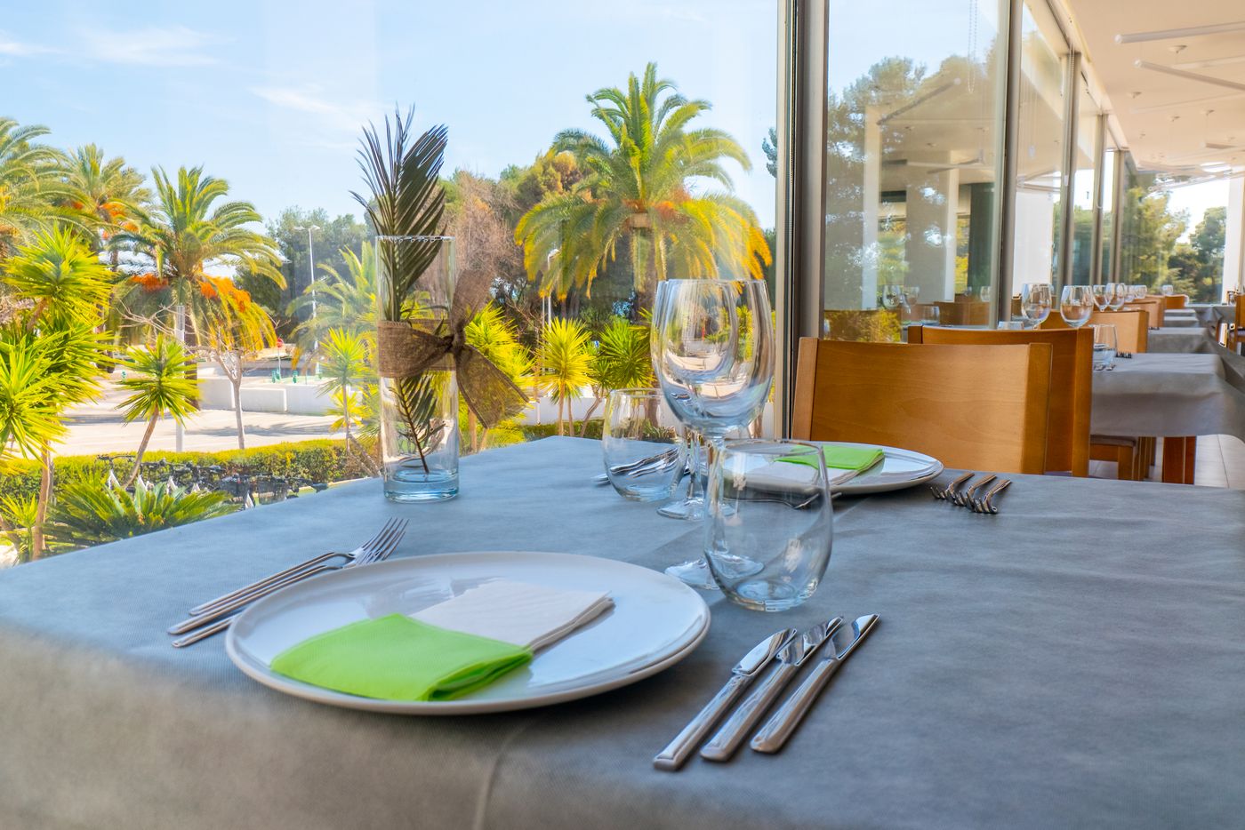 Hotel-Jardin-De-Bellver-Restaurant-11